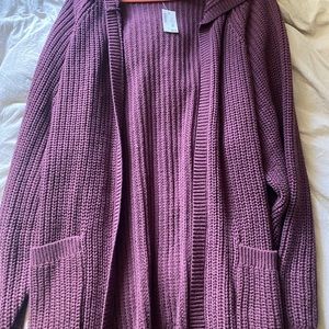 Hooded knitted cardigan w/ pockets